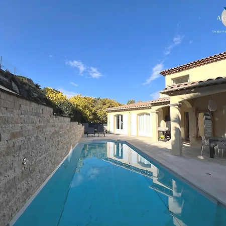 6 Personnes Avec Piscine Privee Vila *